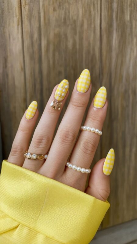 Checkerboard Nails