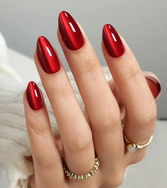 Classic Cat Eye Nails