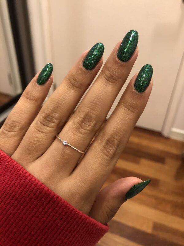 Hint of Sparkle Nails