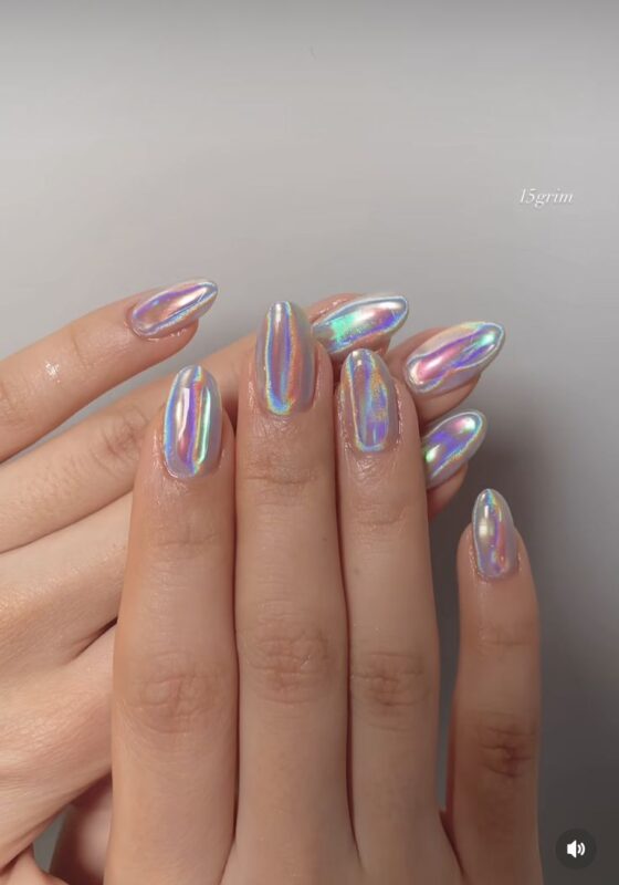 Iridescent Chrome Nails