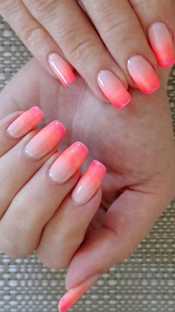 Coral Gradient Nails