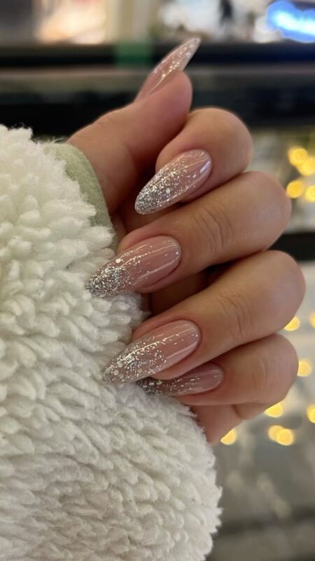 Glitter Accents for Winter Glamour