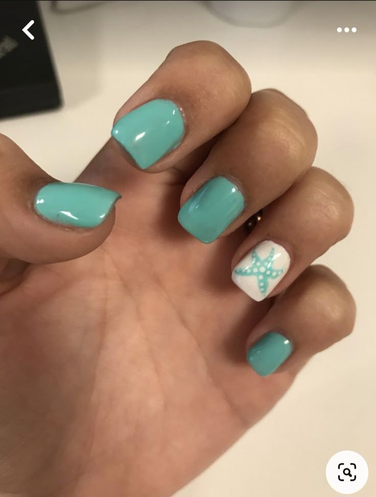Mint & White Chevron Nails with Starfish Art