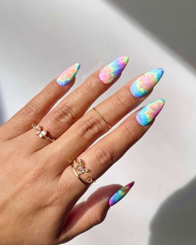 Tie-Dye Acrylic Nails