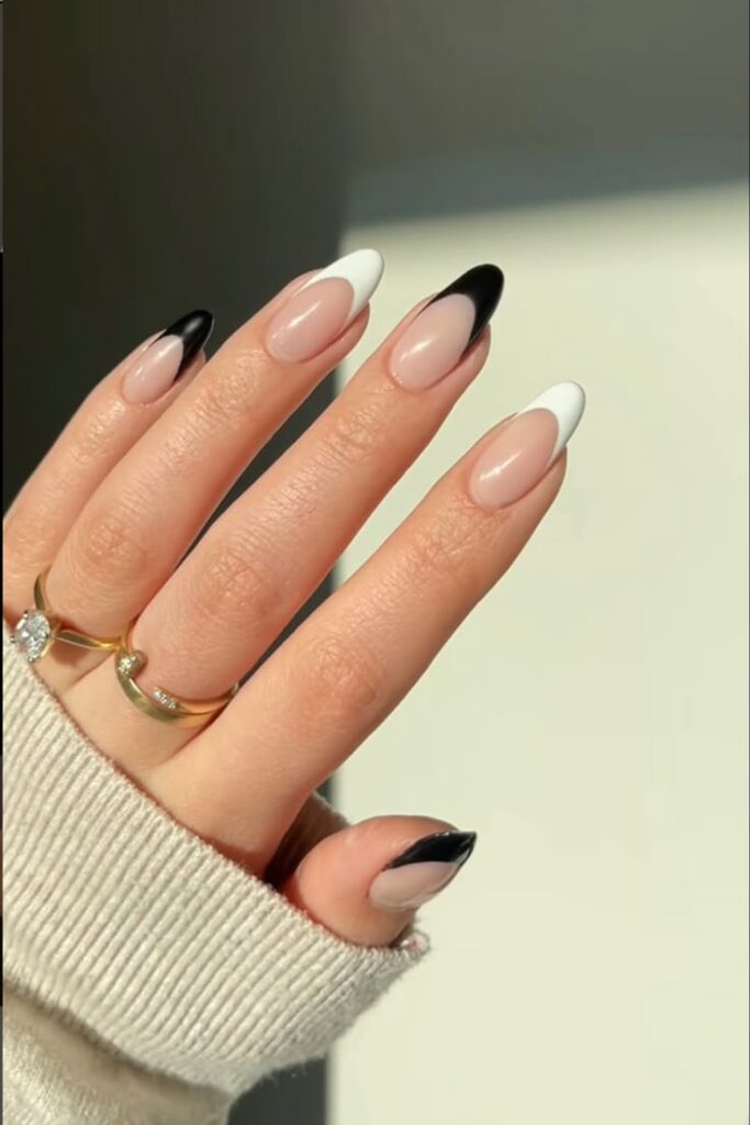 Classic French black and white Tips