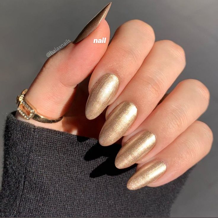 Golden chrome nails