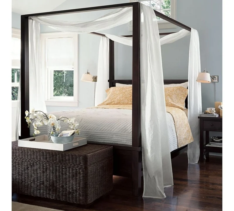 four-poster bed