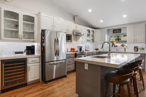 Greek Villa in kitchen 