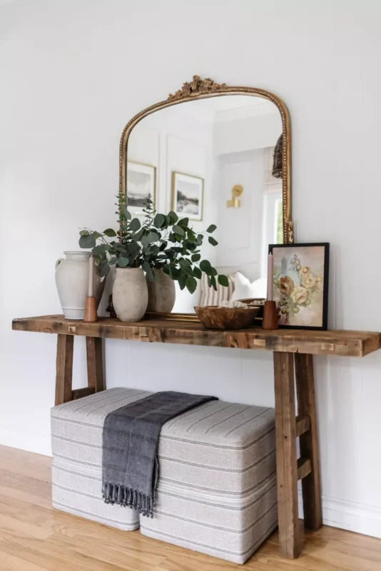 Matching the Entryway Table with Your Home’s Style