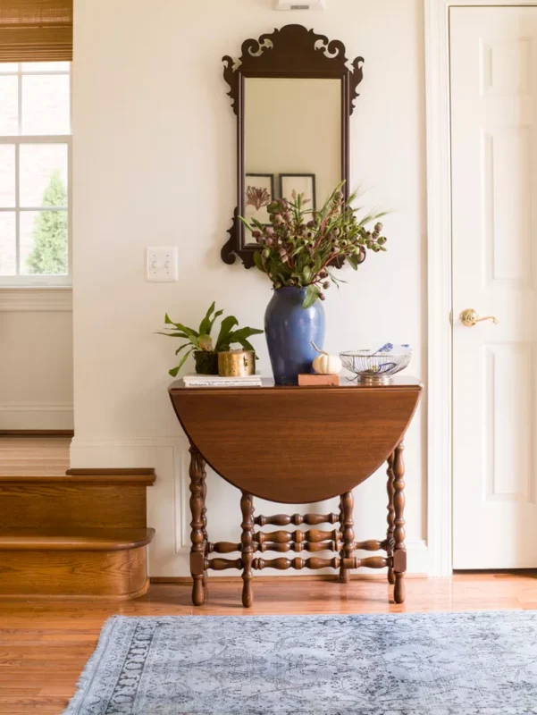 Classic Traditional Entryway