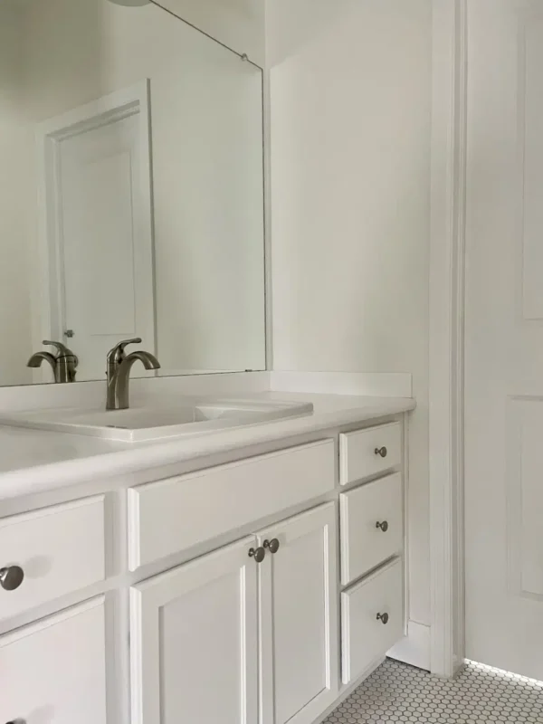 Using Alabaster in bathroom