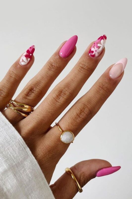Barbie Core Nails
